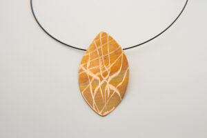 Collana Foglia